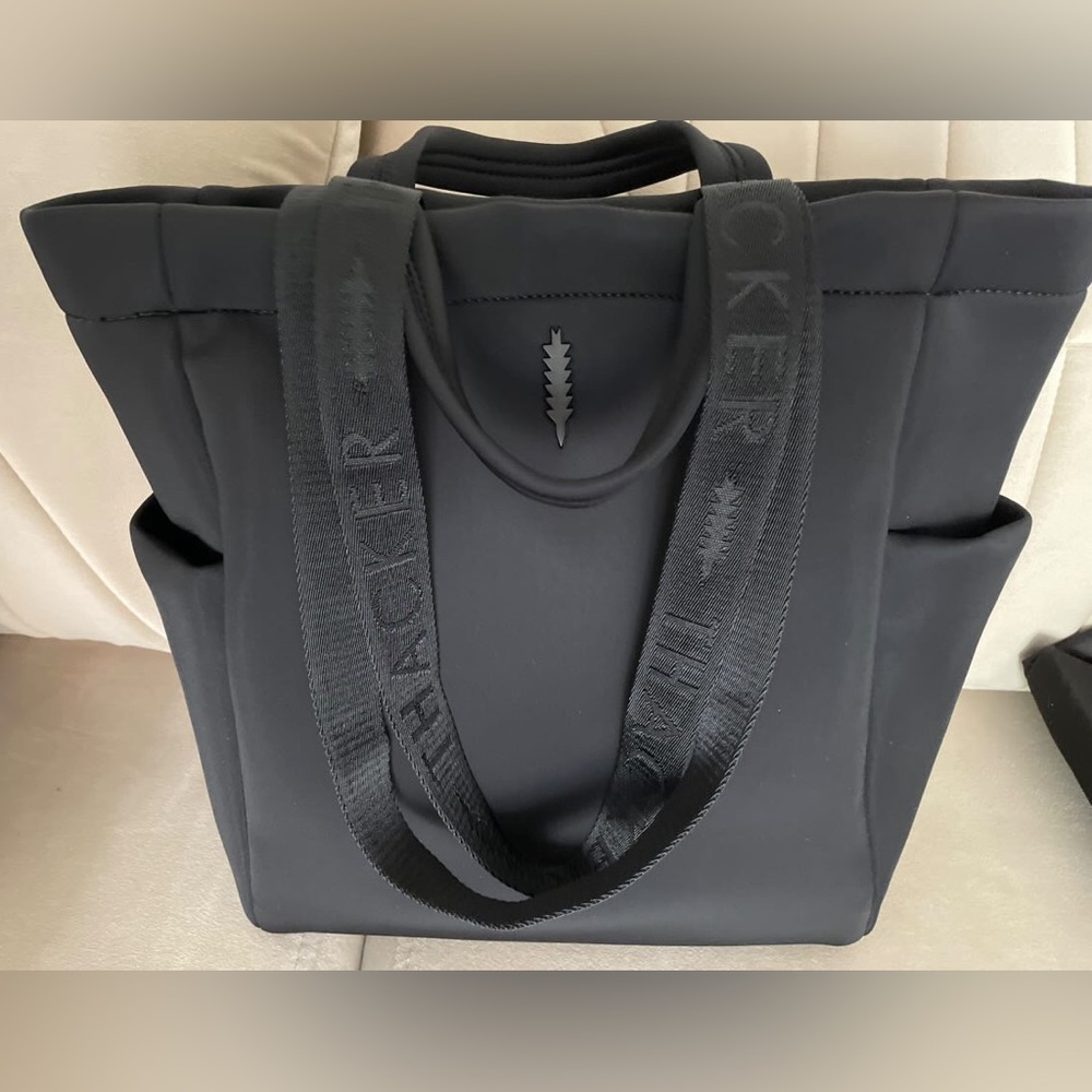 NWT ThackerNYC COCOON DAY TOTE | BLACK NEOPRENE